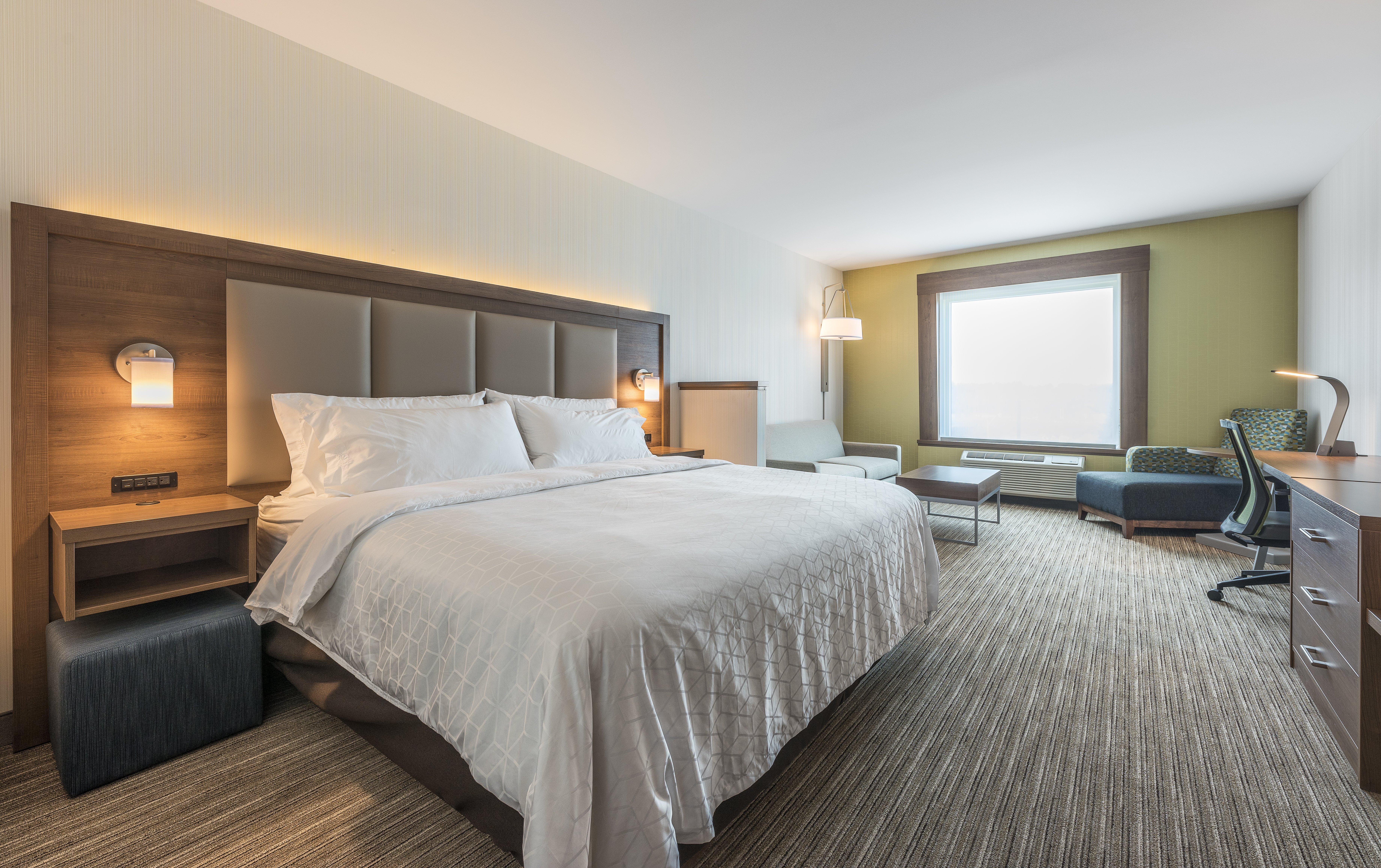 Holiday Inn Express & Suites Moncton By Ihg Bagian luar foto