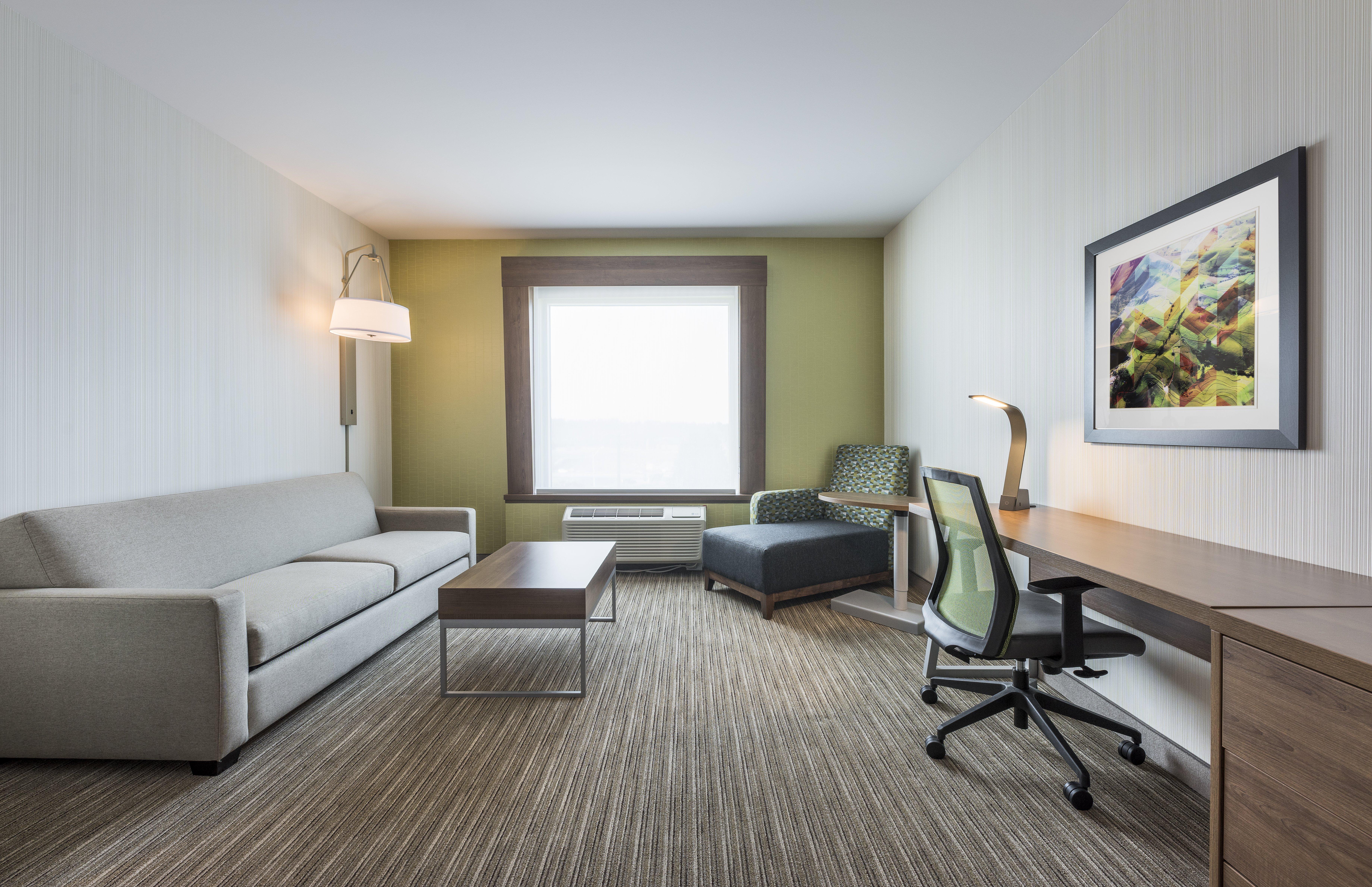 Holiday Inn Express & Suites Moncton By Ihg Bagian luar foto