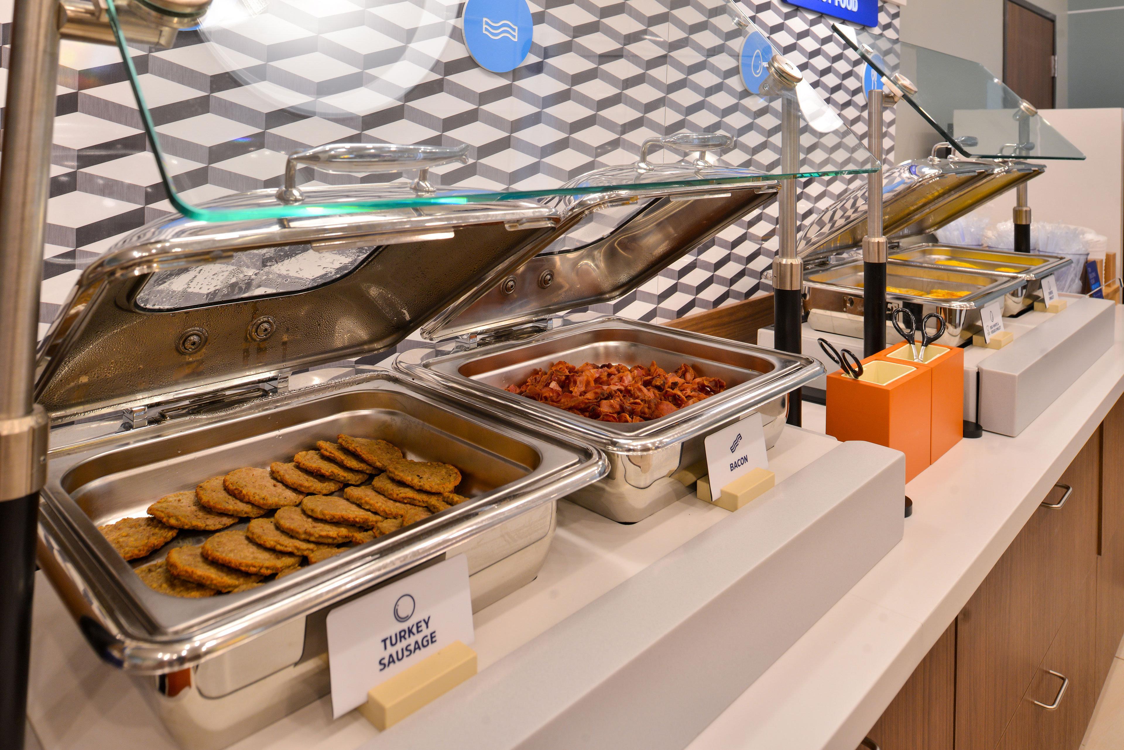Holiday Inn Express & Suites Moncton By Ihg Bagian luar foto