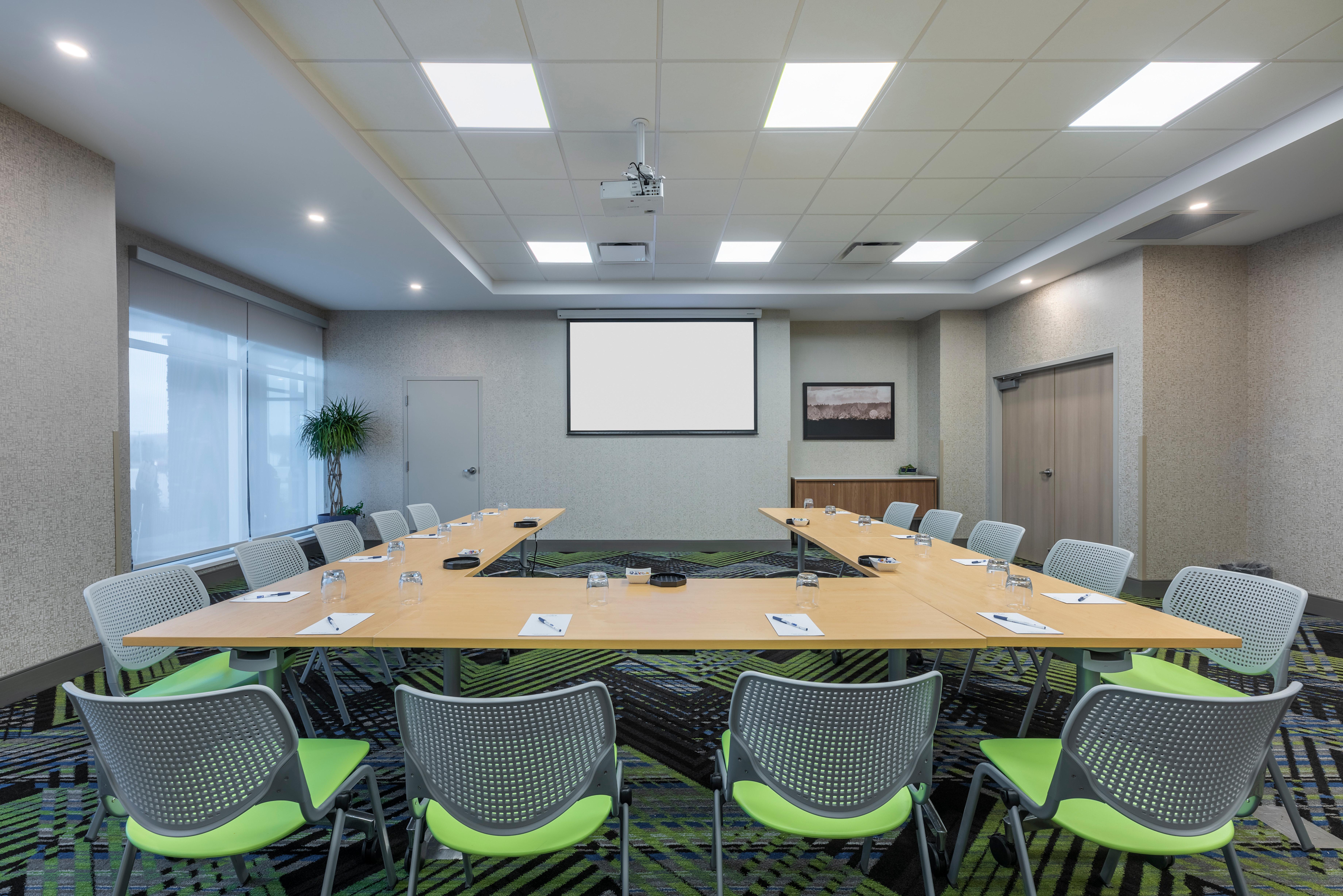 Holiday Inn Express & Suites Moncton By Ihg Bagian luar foto