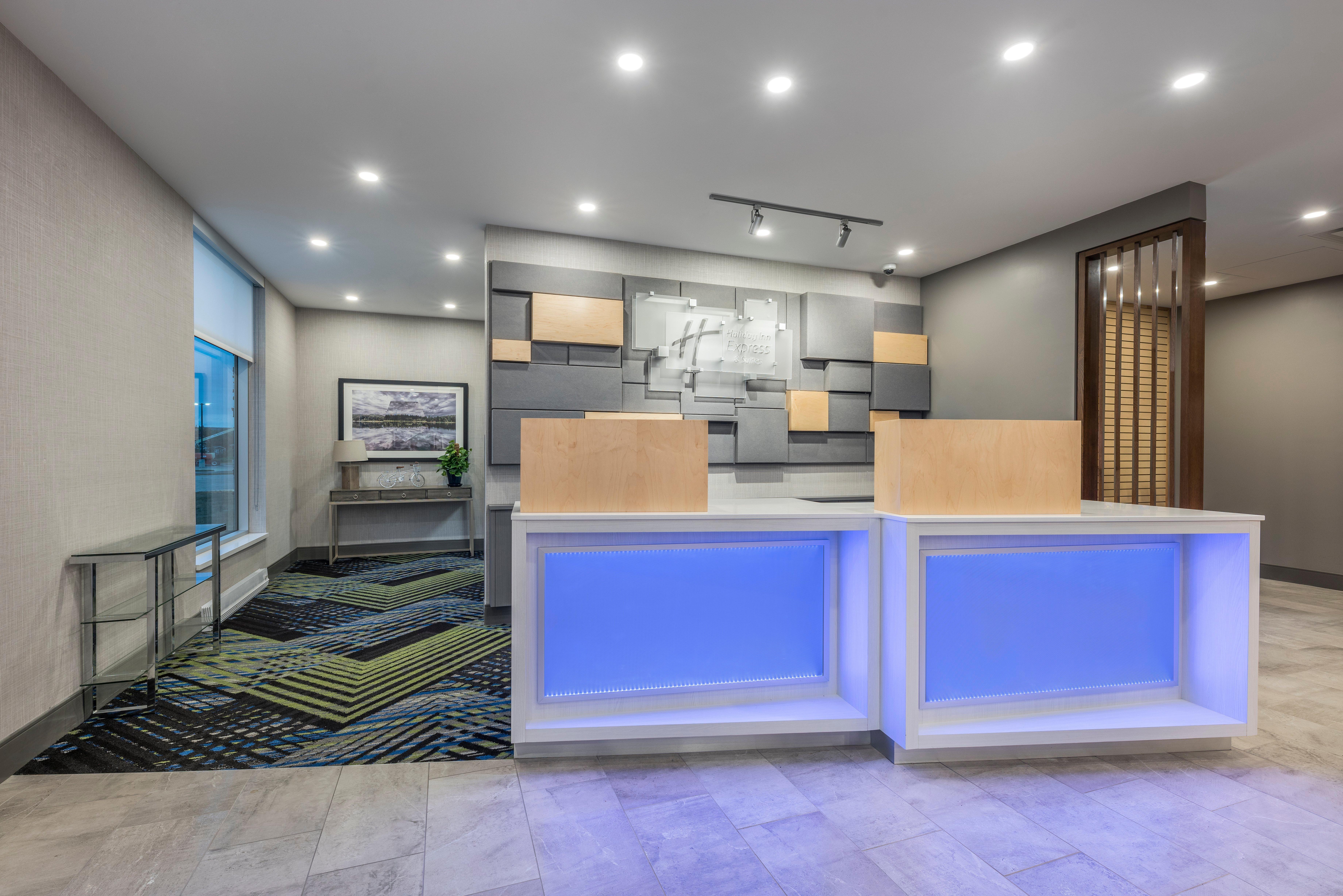 Holiday Inn Express & Suites Moncton By Ihg Bagian luar foto